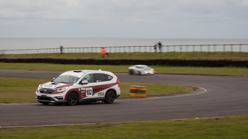 Illustration for article titled Honda Type CR-V at the 12hr Race of Remembrance (video)